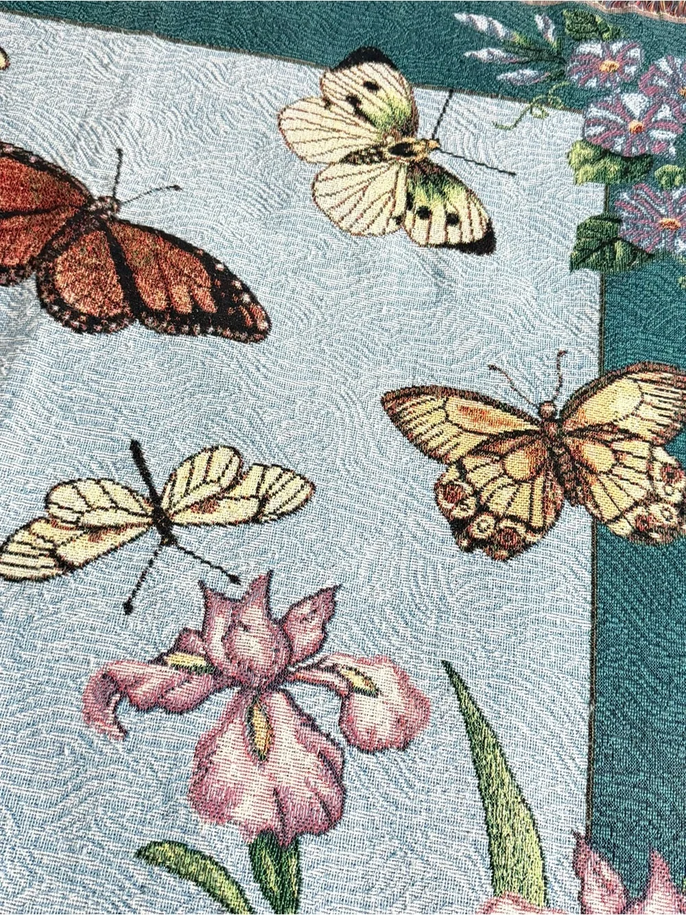Pure Country Weavers Floral Butterfly Tapestry Throw Blanket 51x60” Woven Fringe